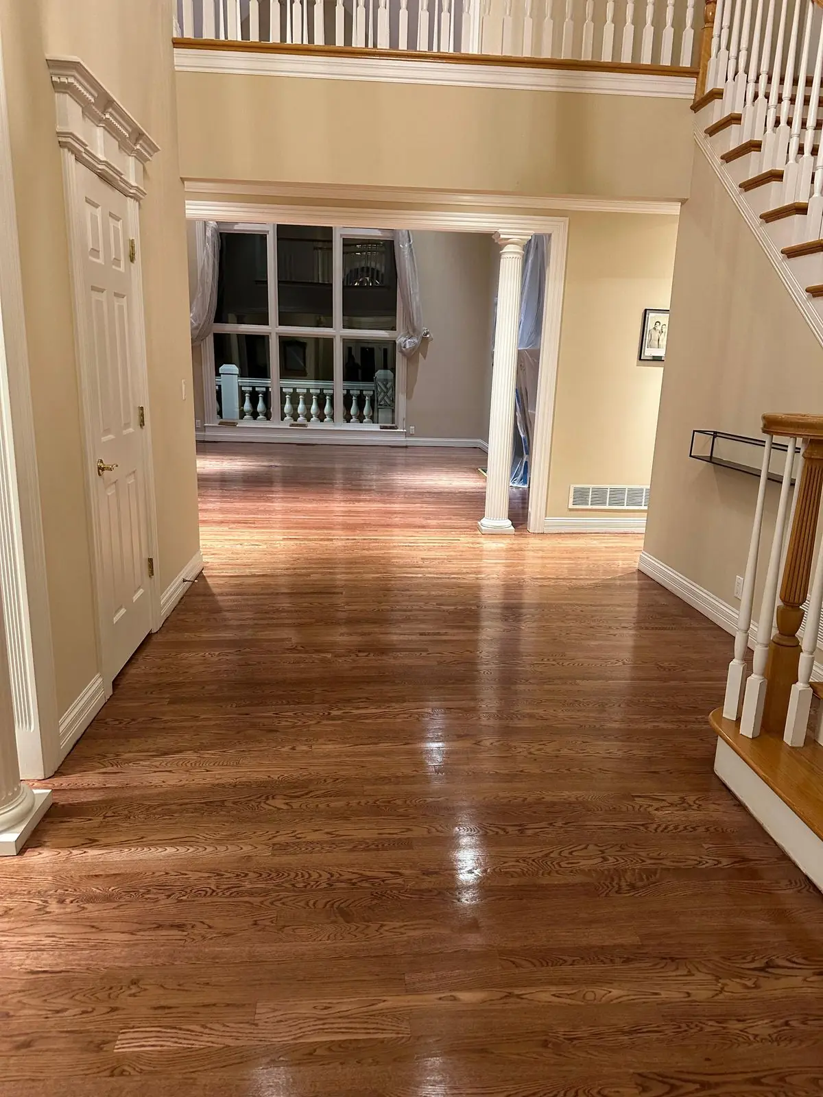 Dustless Refinish · Living Room